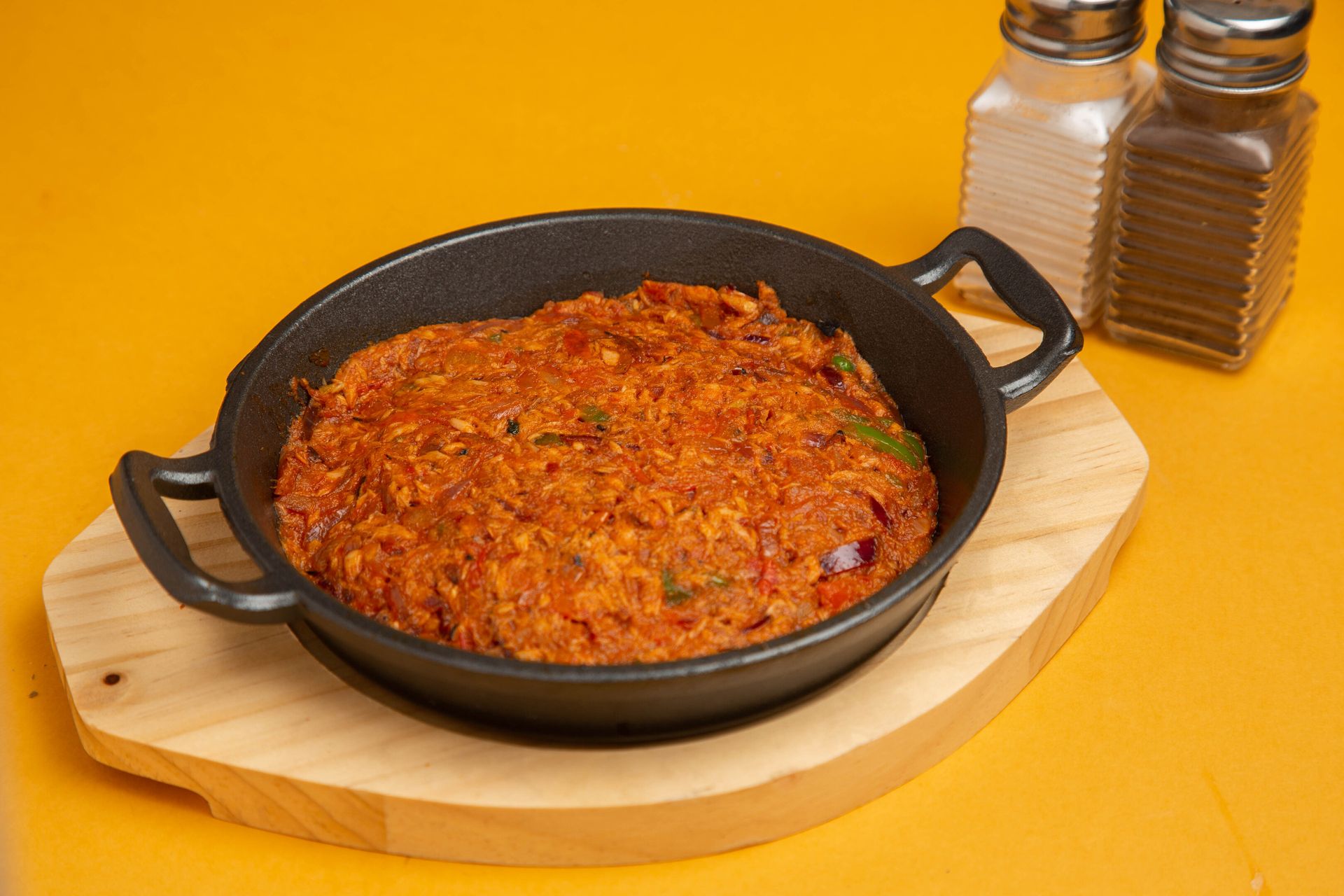 تونة سادة - صاج