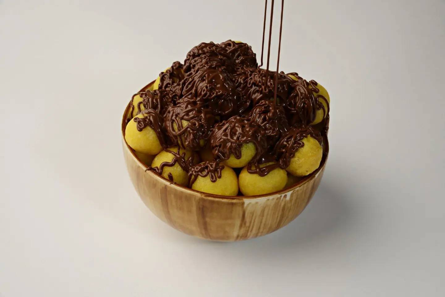 Nutella Luqaimat - Medium