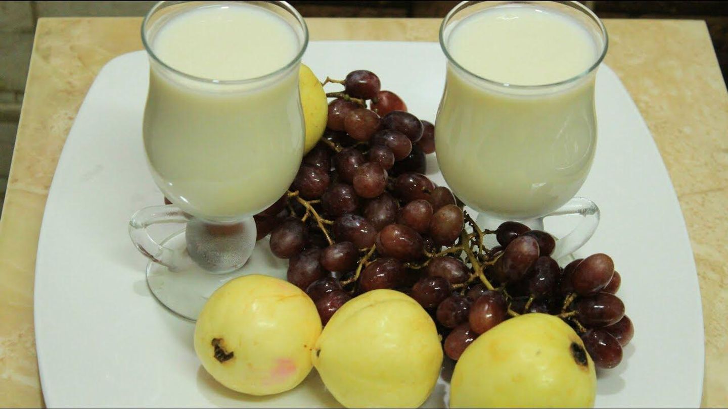 عصير عنب بالجوافة - وسط
