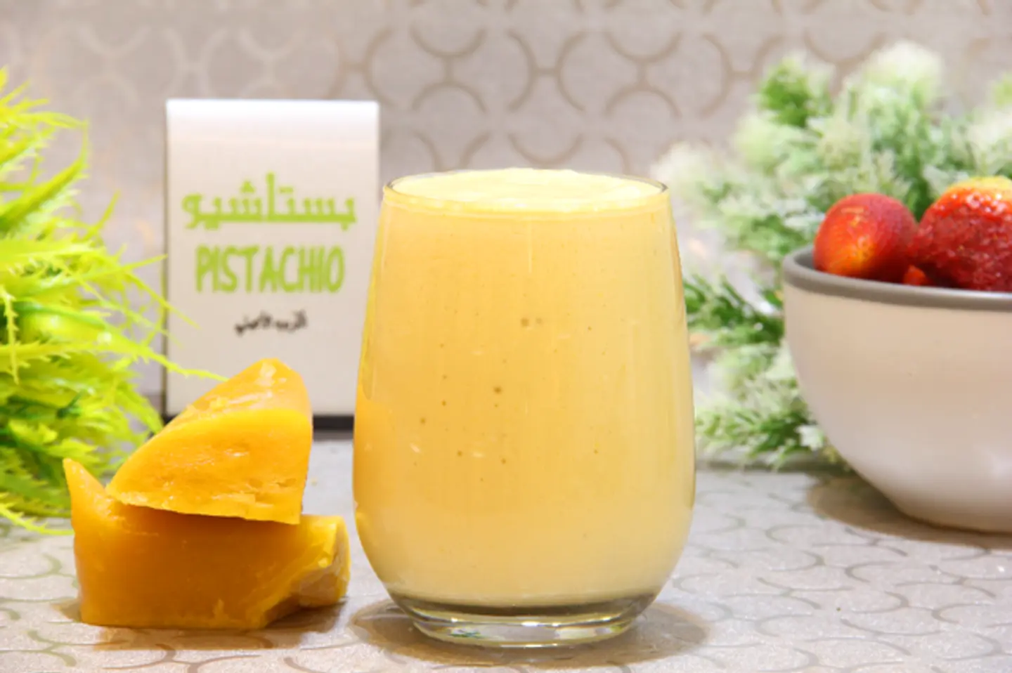 عصير مانجو طازج - وسط