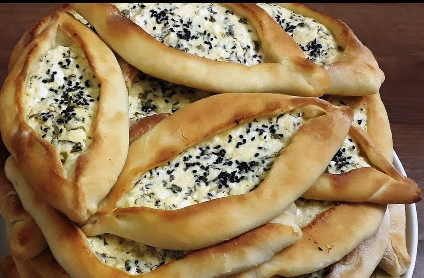 فطيرة جبن عكاوي - صغير