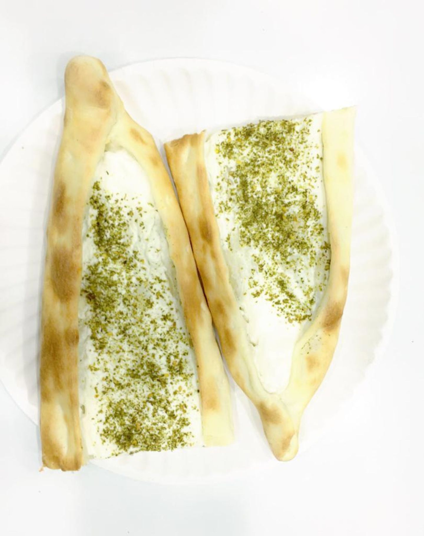 فطيرة لبنة بالزعتر - صغير