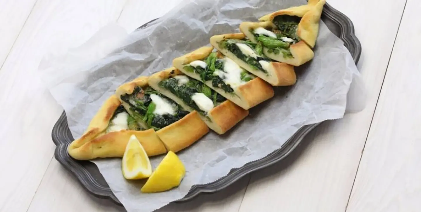 سبانخ بالجبن - أبيض