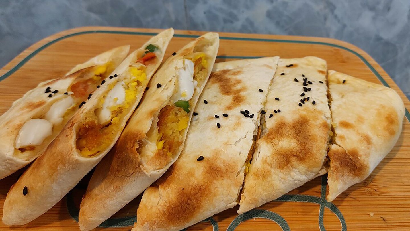 فلافل مع بيض مسلوق - أبيض