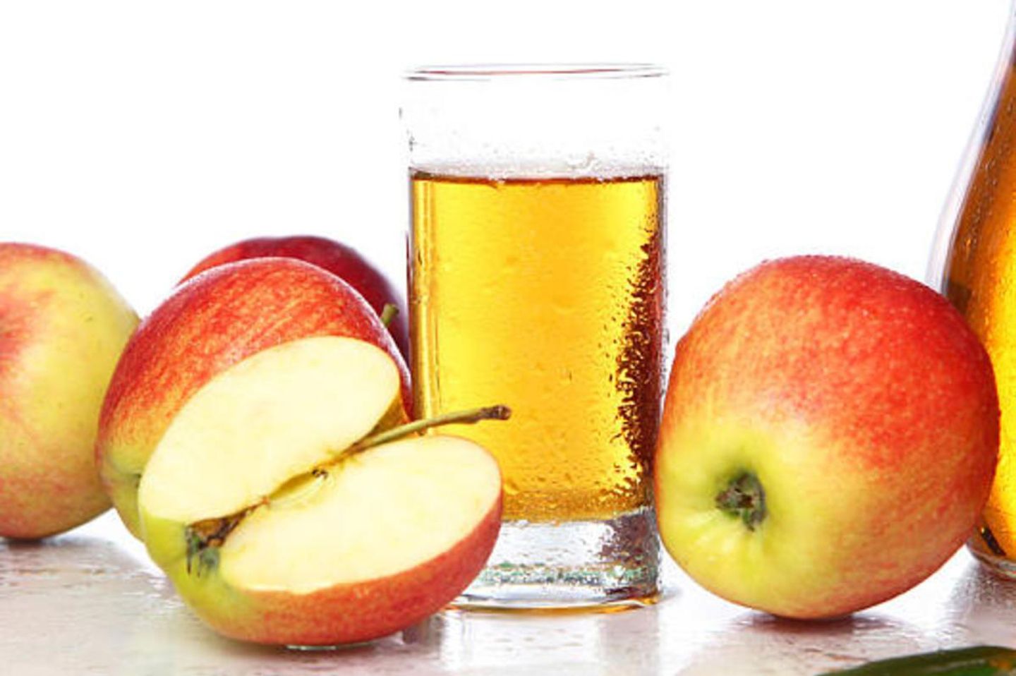 Apple - Medium