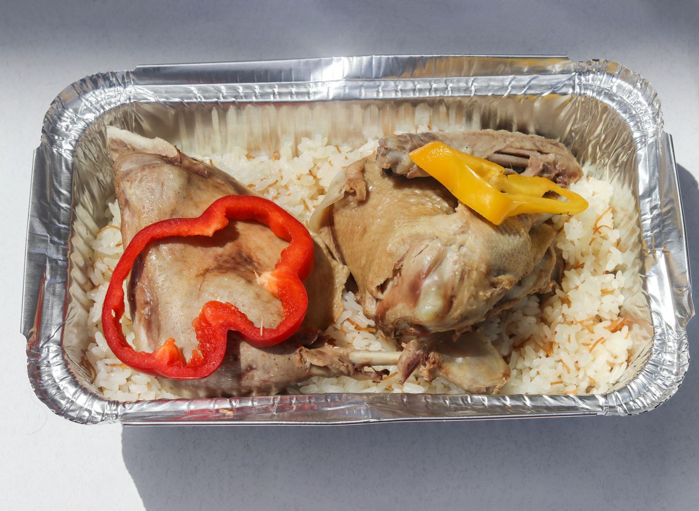 نص دجاجة مشوي  - مع الخبز
