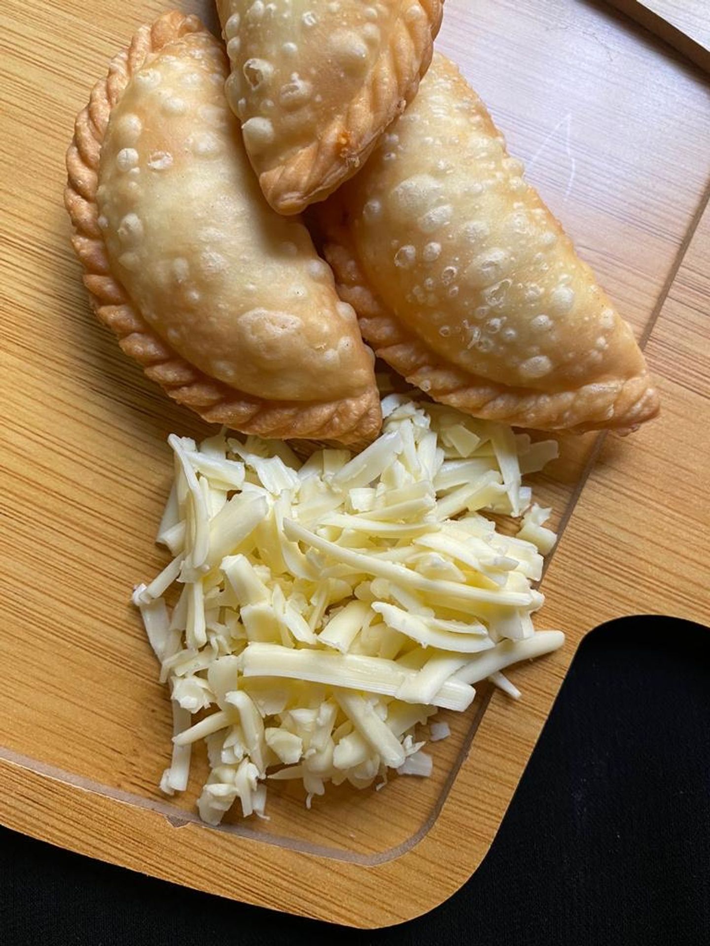 Cheddar Cheese Buff - Small