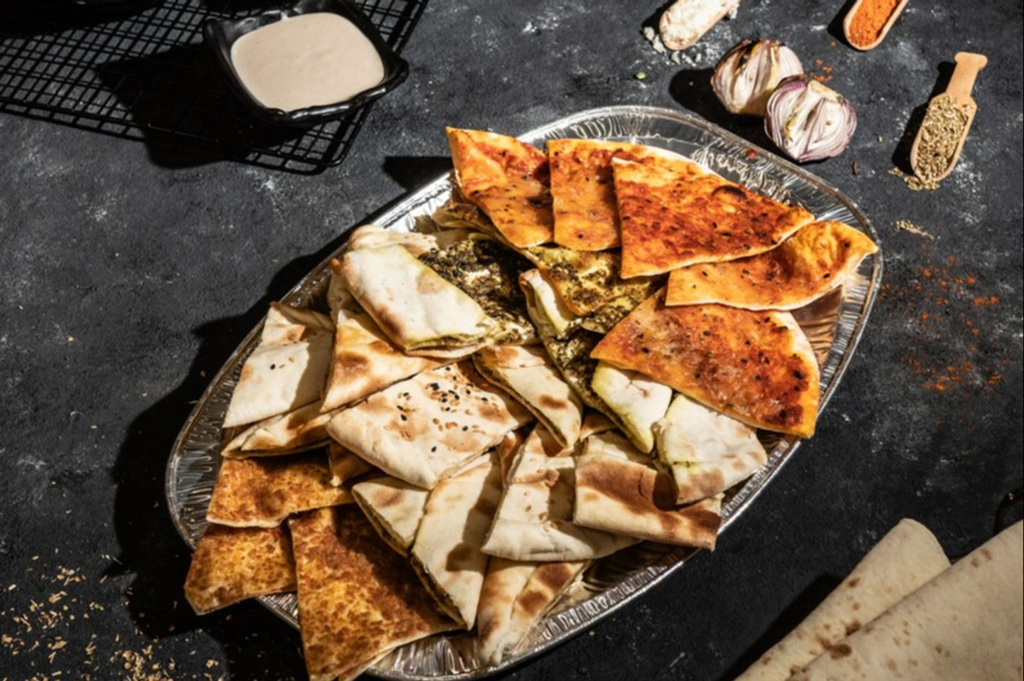 معجنات مشكل - صغير