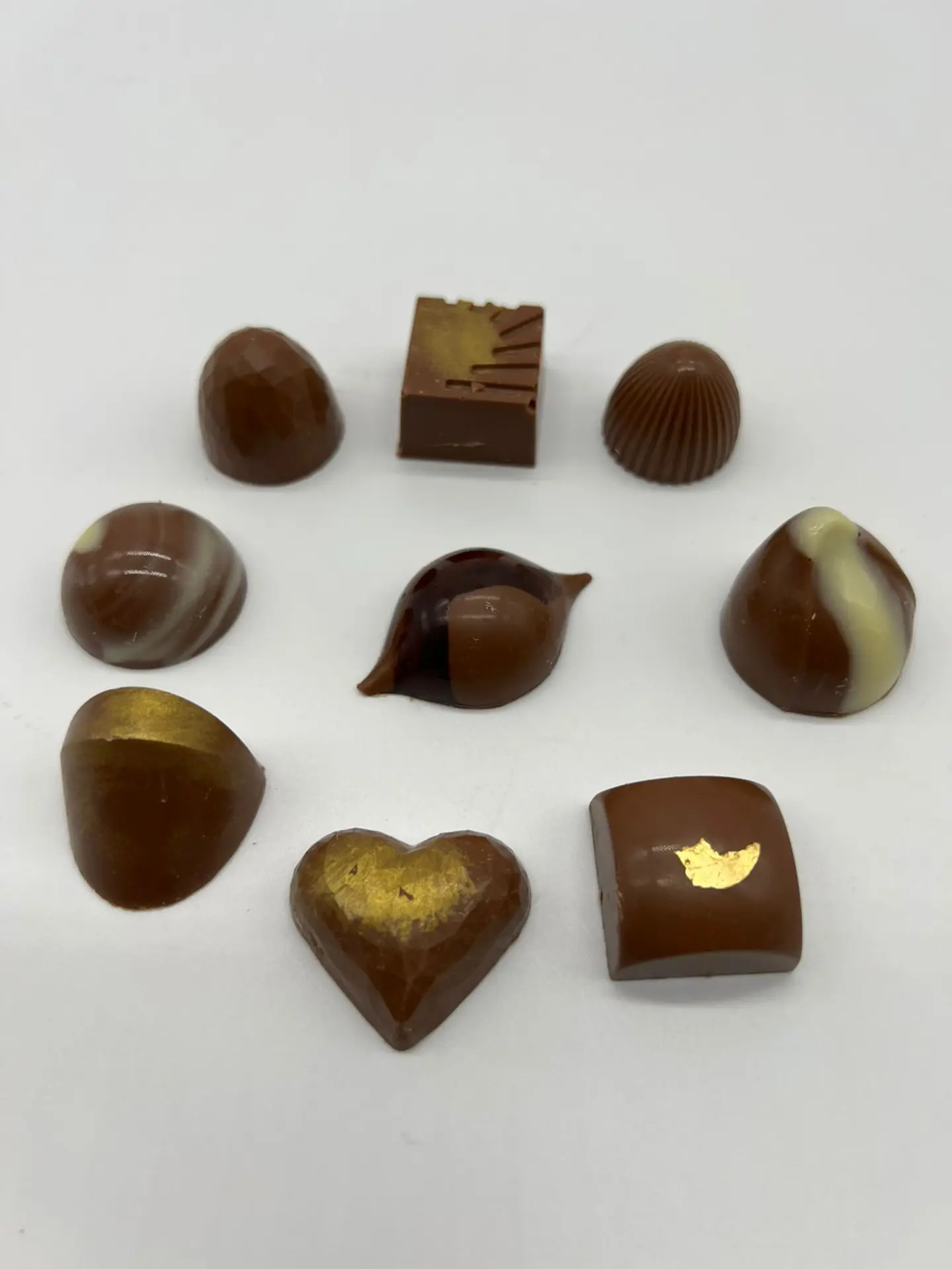 Luxury Belgian Chocolate With Different Fillings   Uncovered - Quarter Kilo