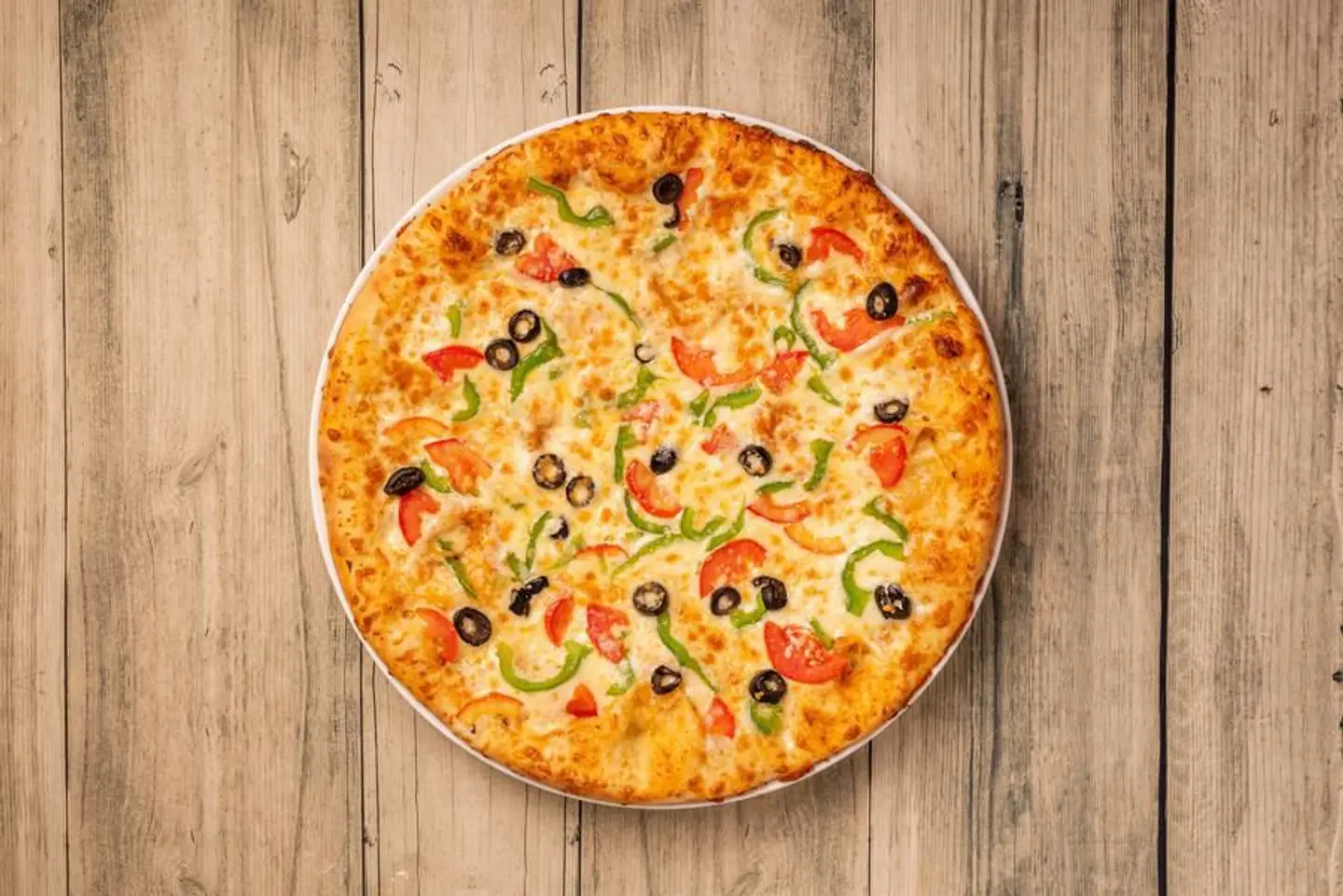 Vegetable Pizza - Medium