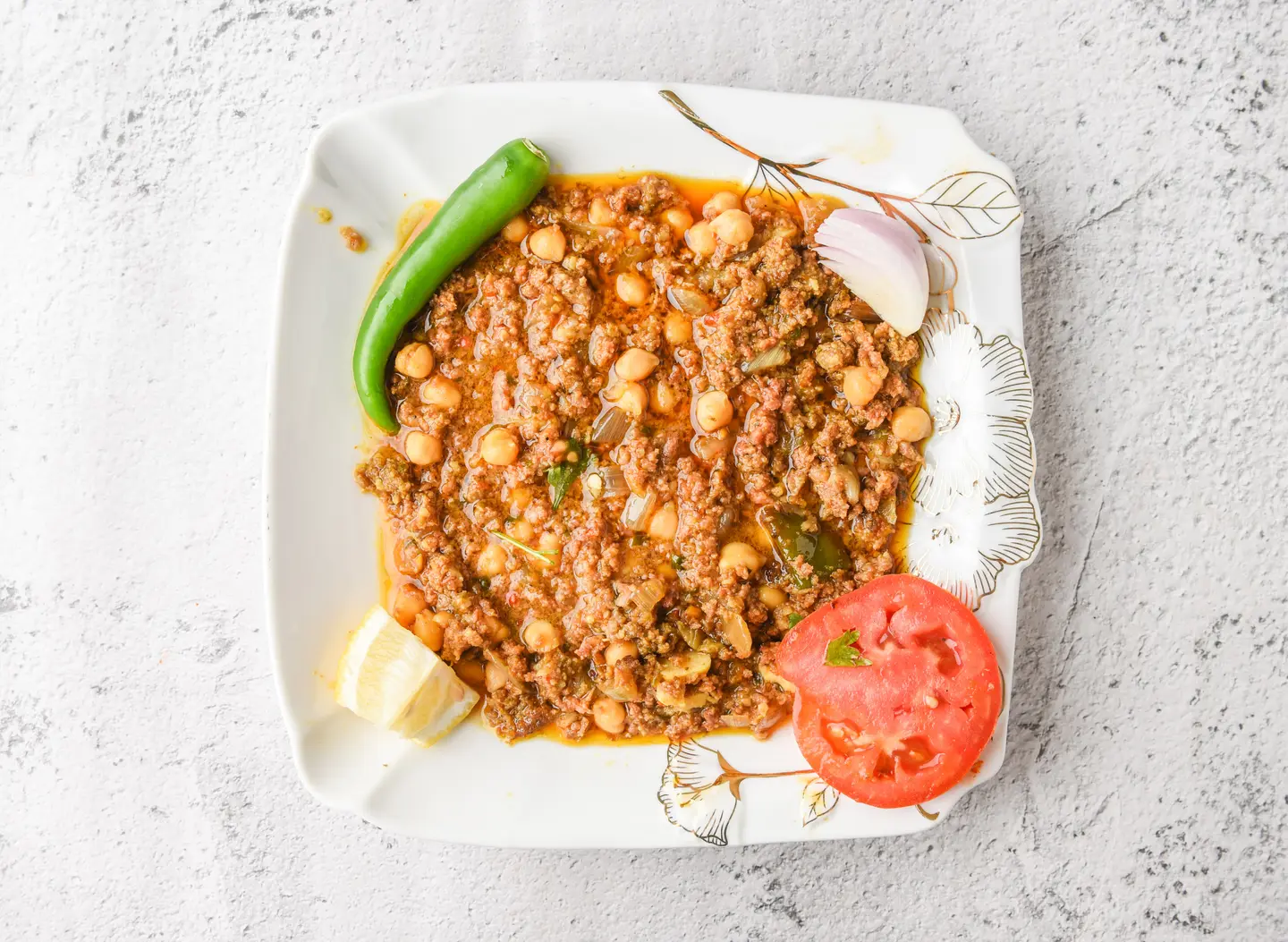 توفو باللحم المفروم و الفلفل