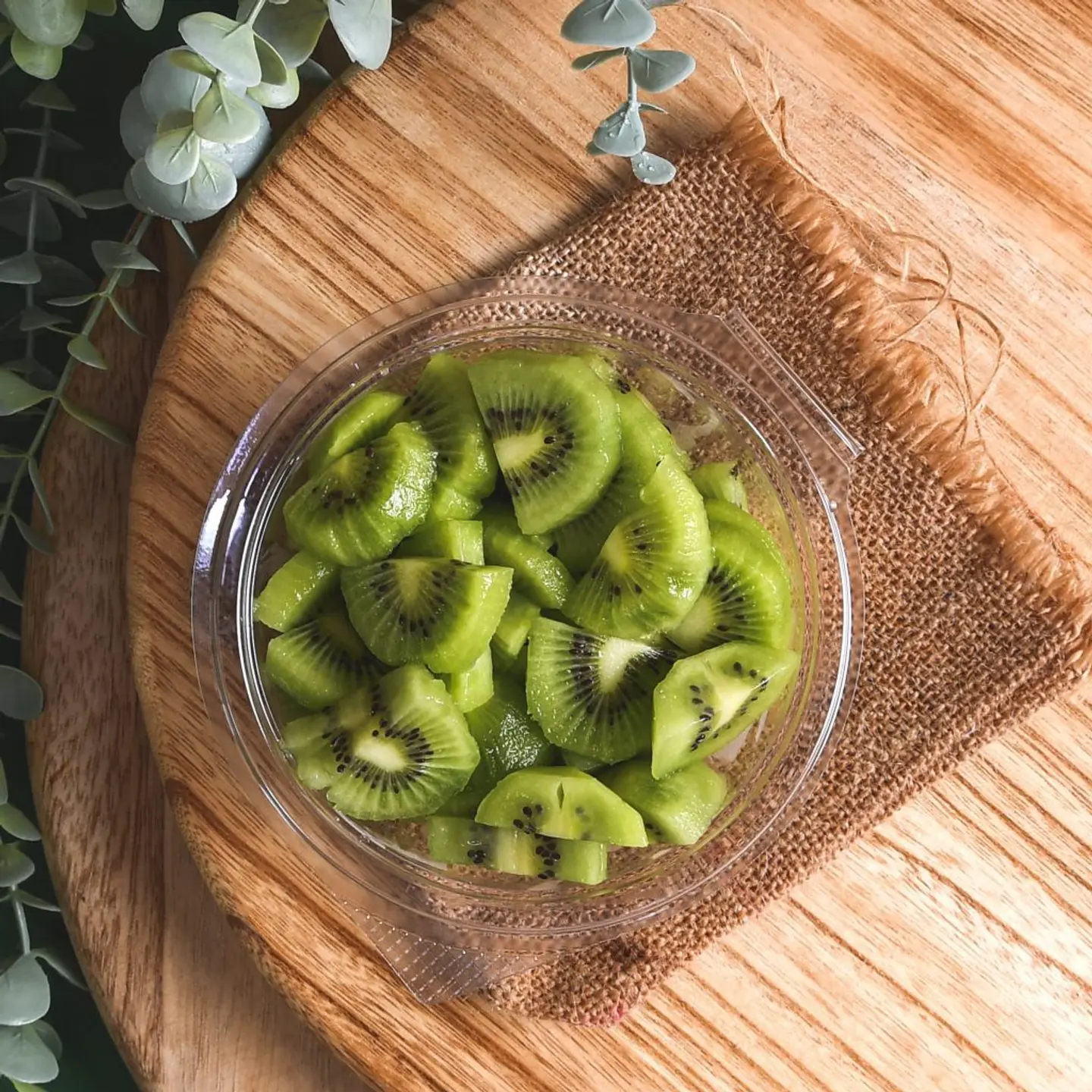 Kiwi Pieces - Medium Plate