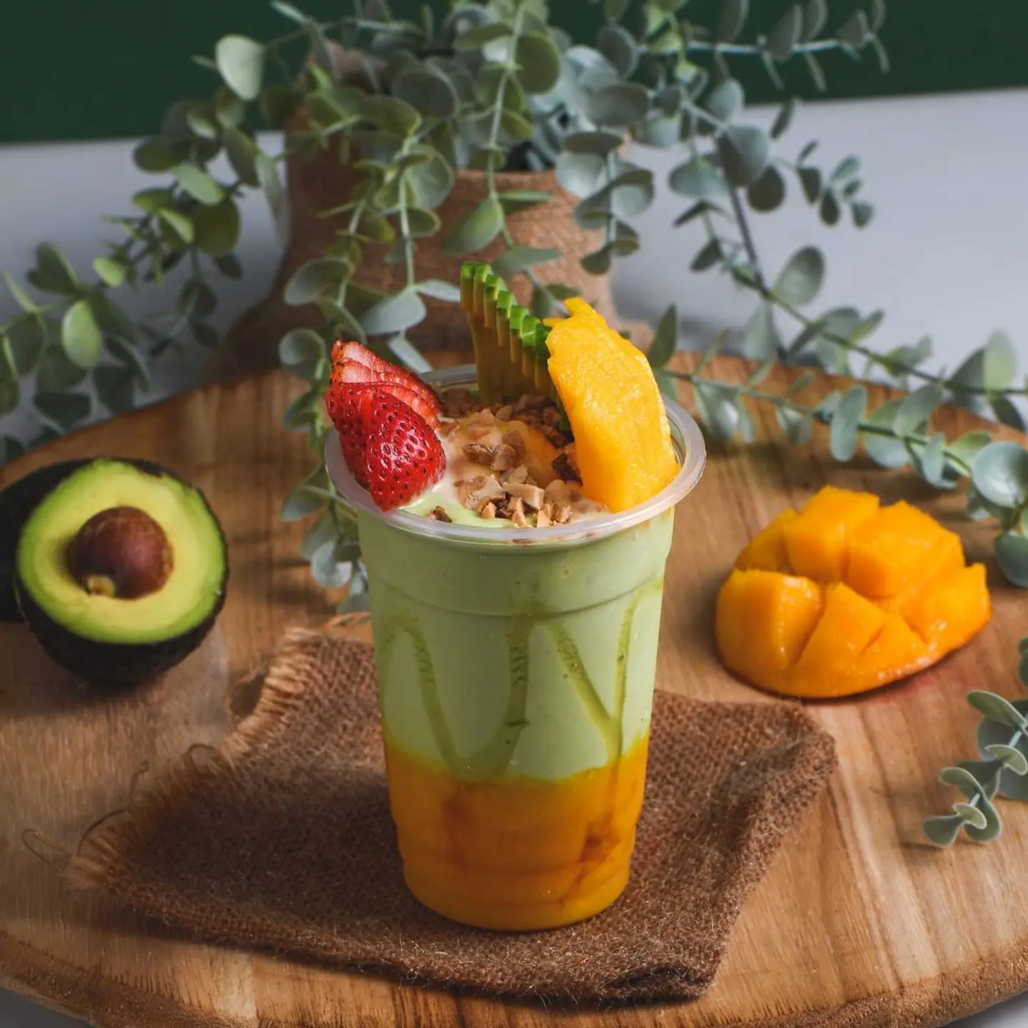 Fruit Pieces With Avocado Juice - Medium Plate