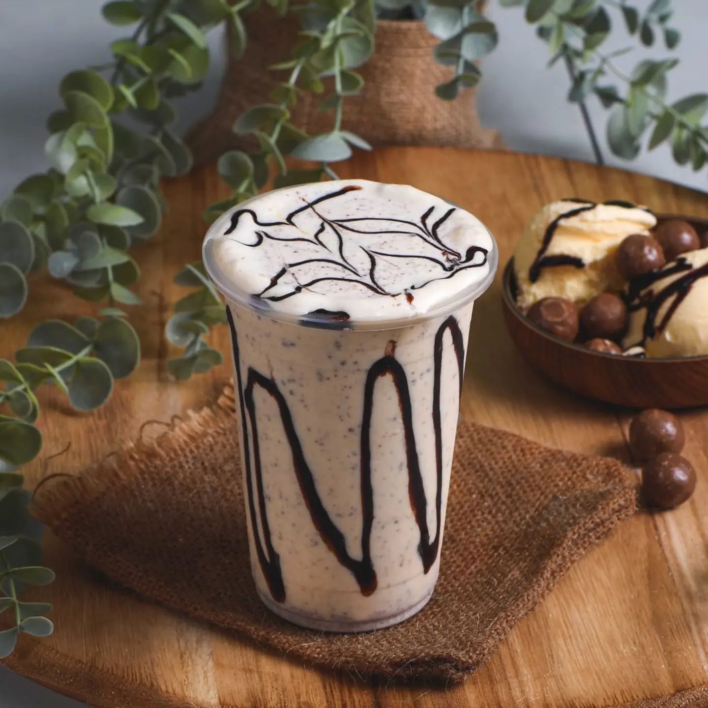 Malteser Milkshake - Large Cup