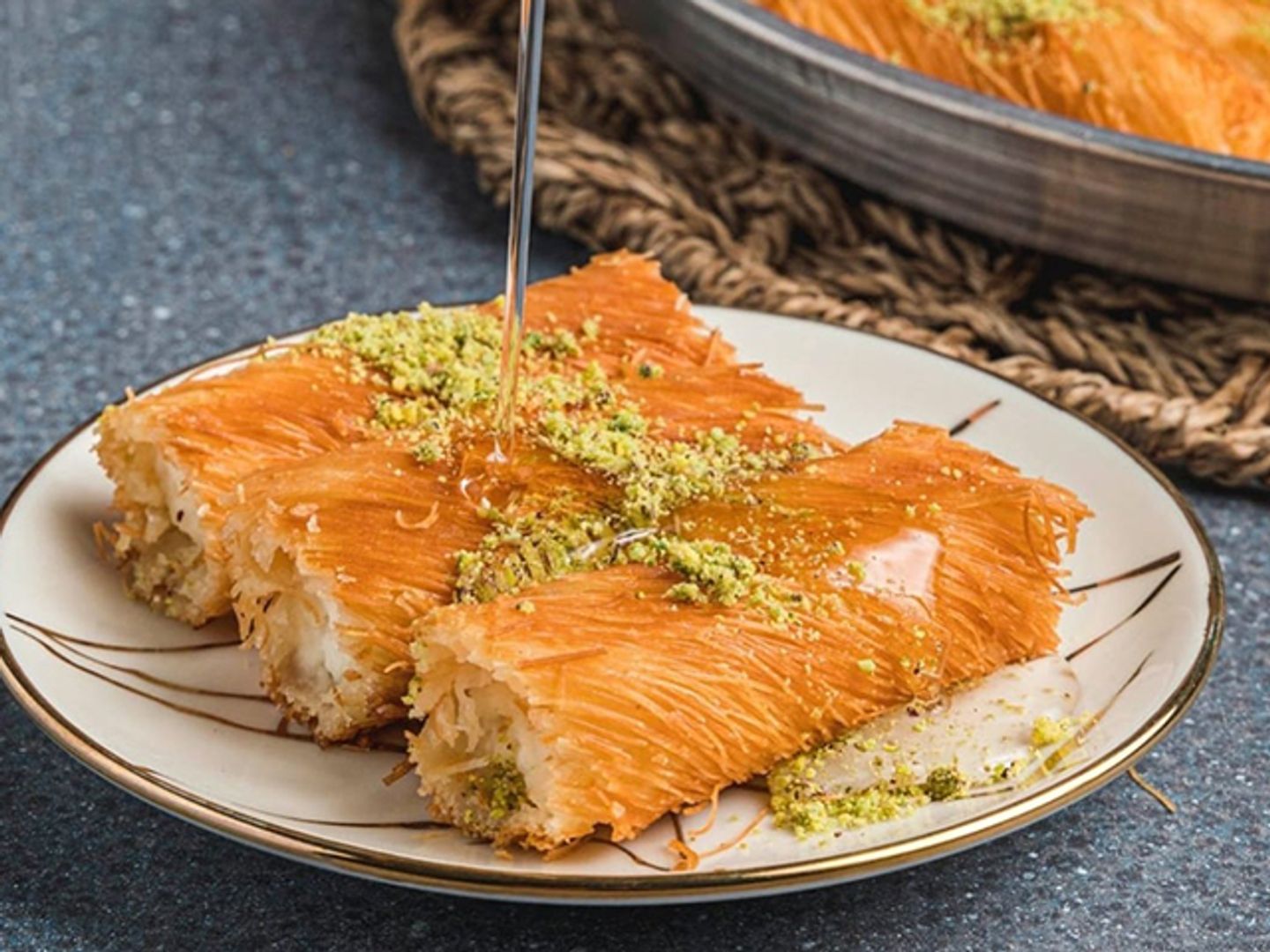 لايت مبرومة الجبن - وسط