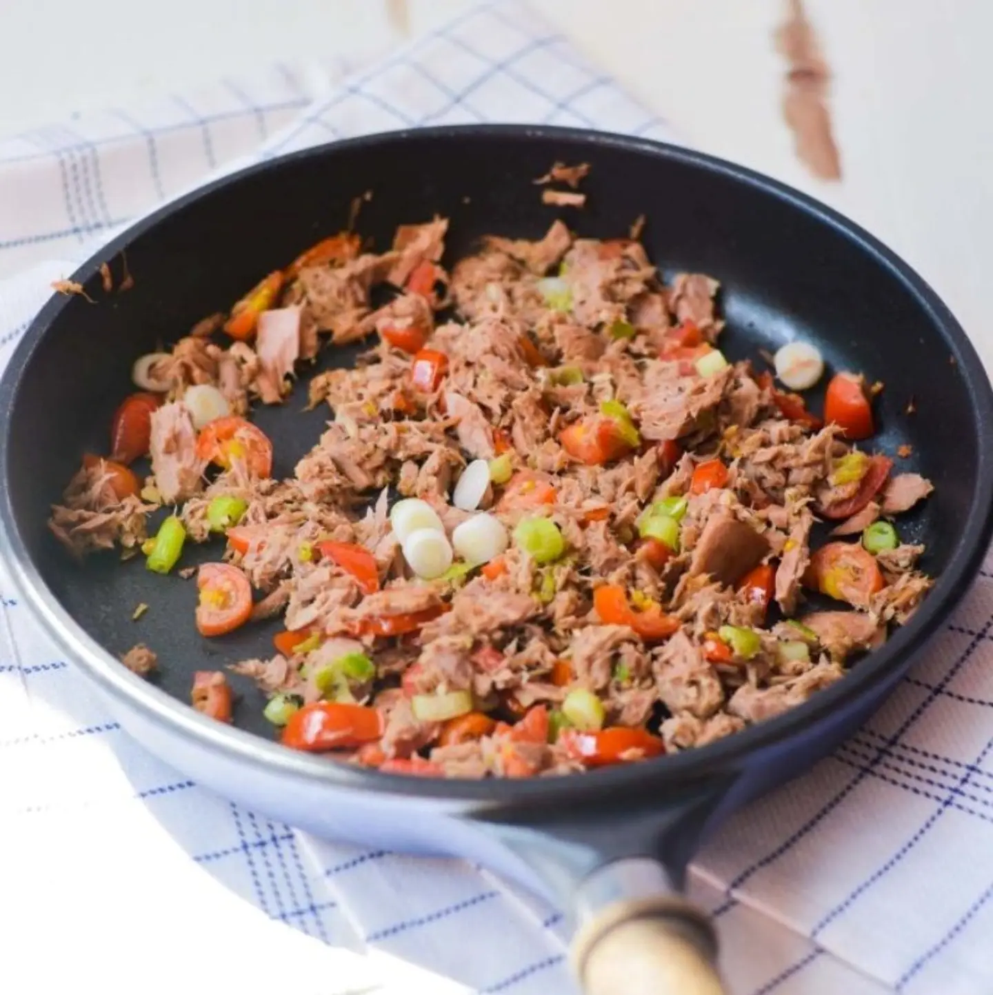 Tuna With Cheese - Small