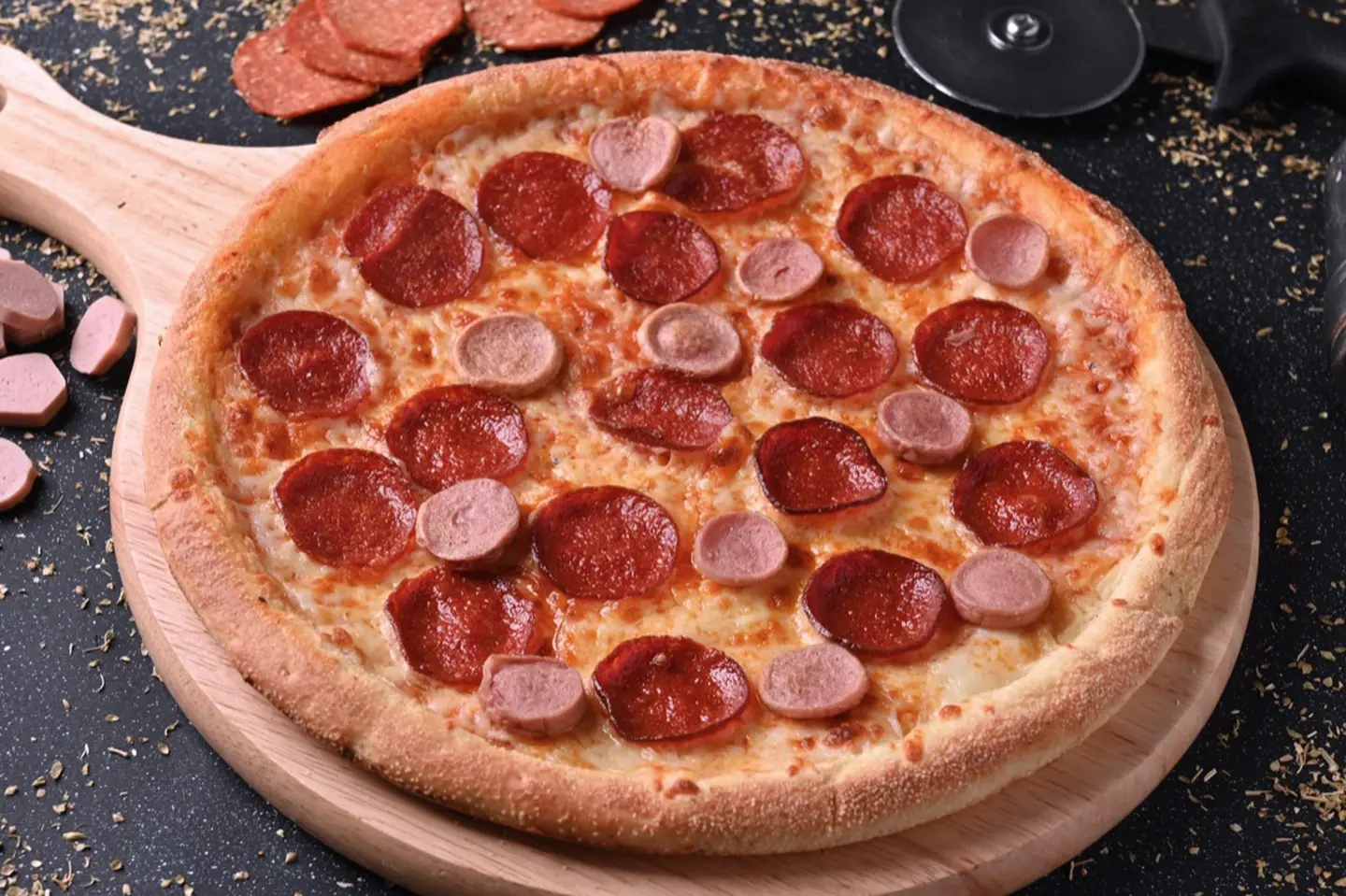 Pizza Pepperoni With Hotdog - Small