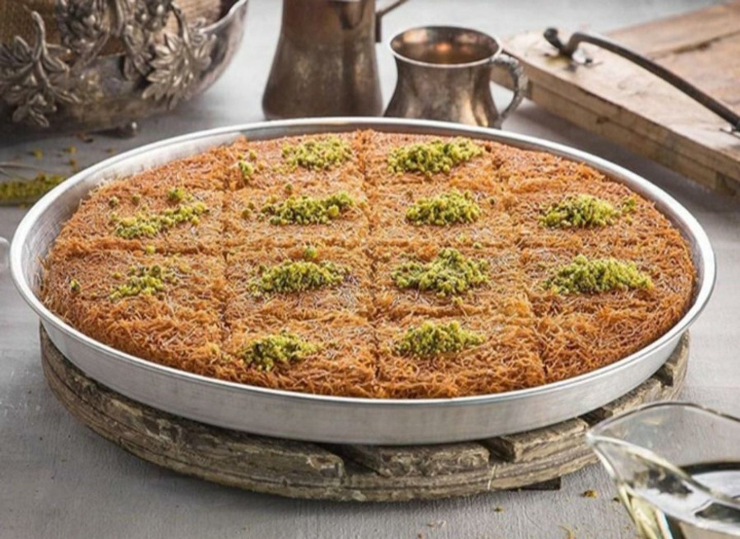 بين نارين بالجبنة - وسط