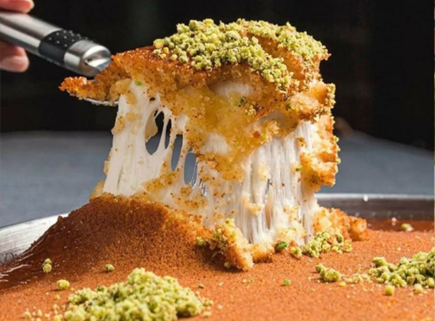 نابلسية ناعمة بالجبنة - وسط