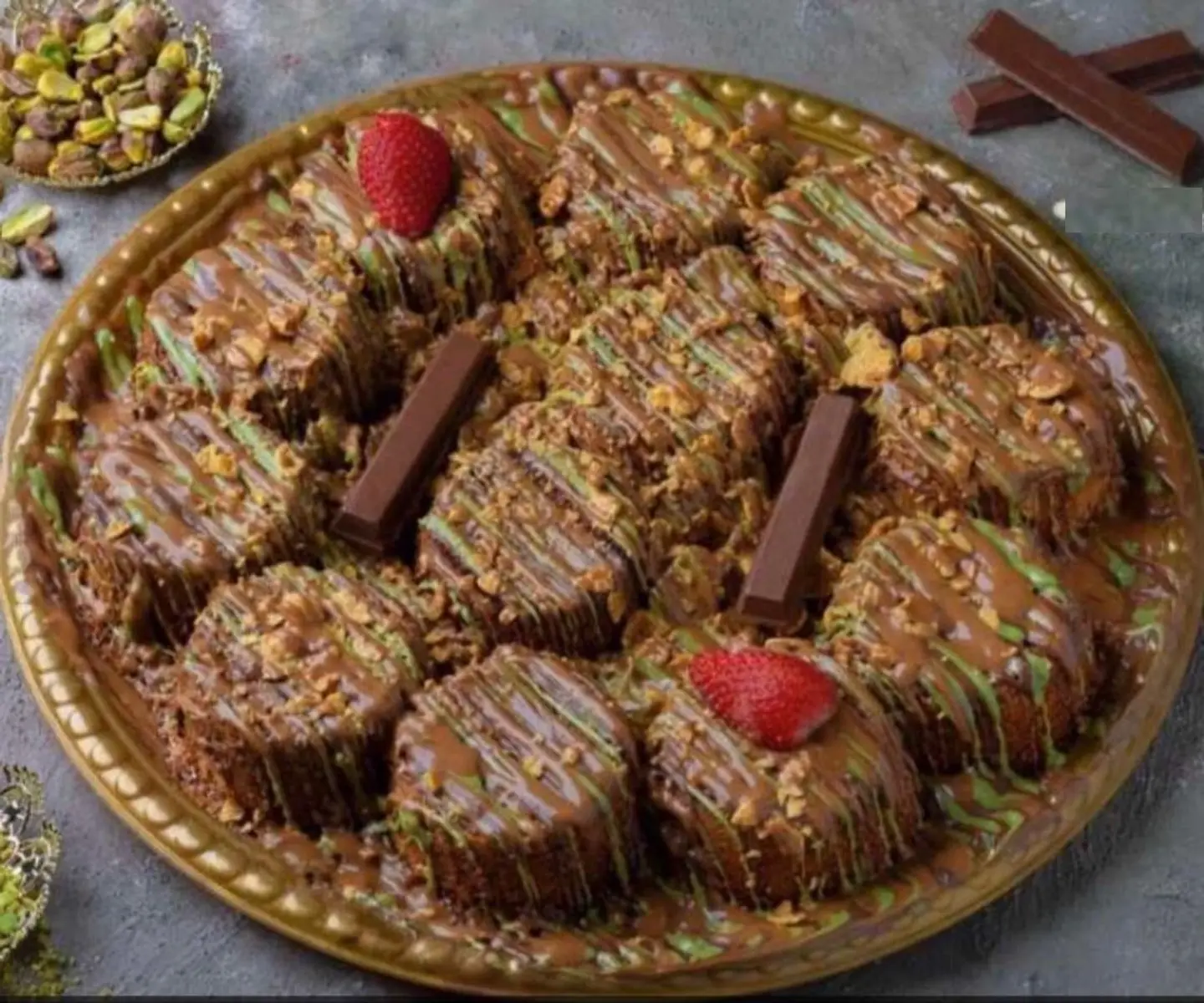 ميني كنافة 12 قطعة  - سادة