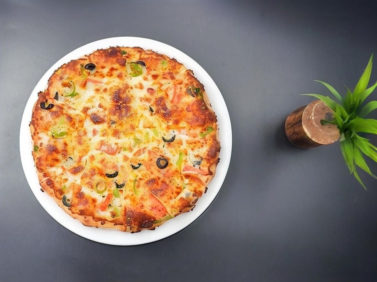 Eastern Pizza Tuna - Medium