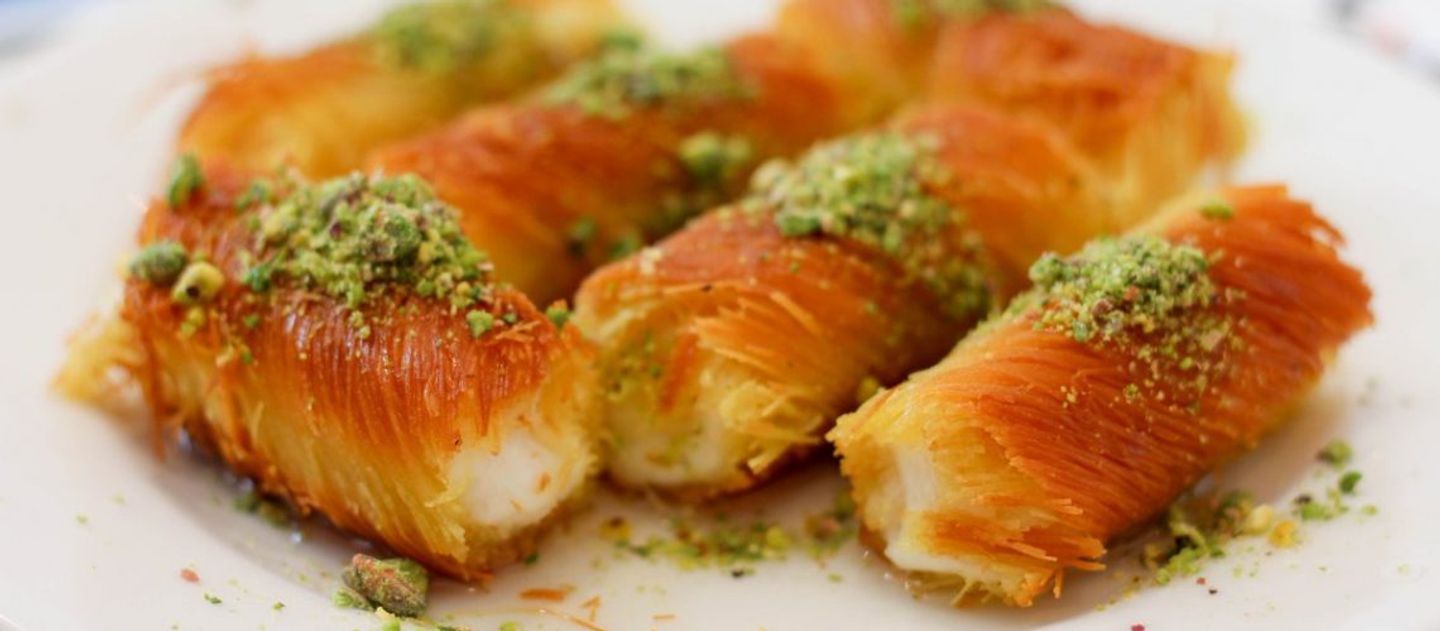 Rounded Knafeh With Cream - Small