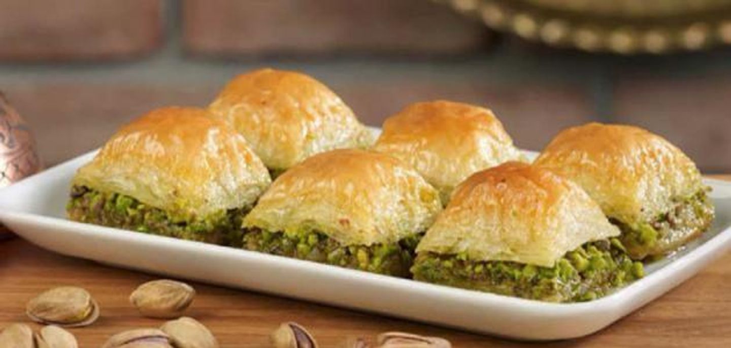 Square Baklava With Pistachio - 1/2 Kilo