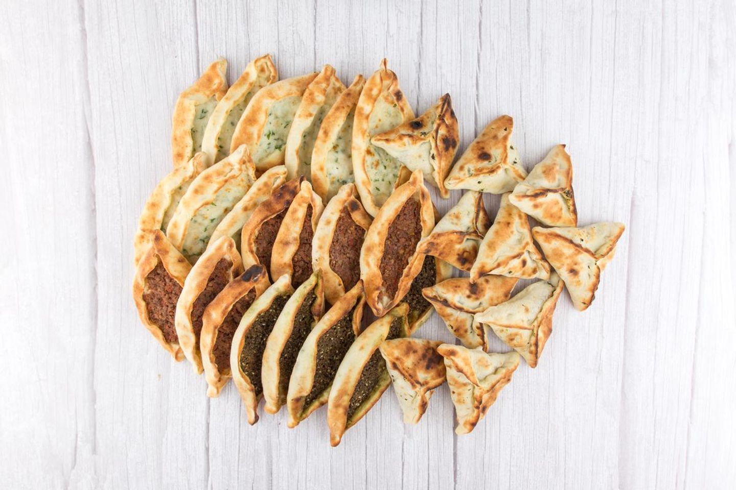 صحن معجنات - صغير