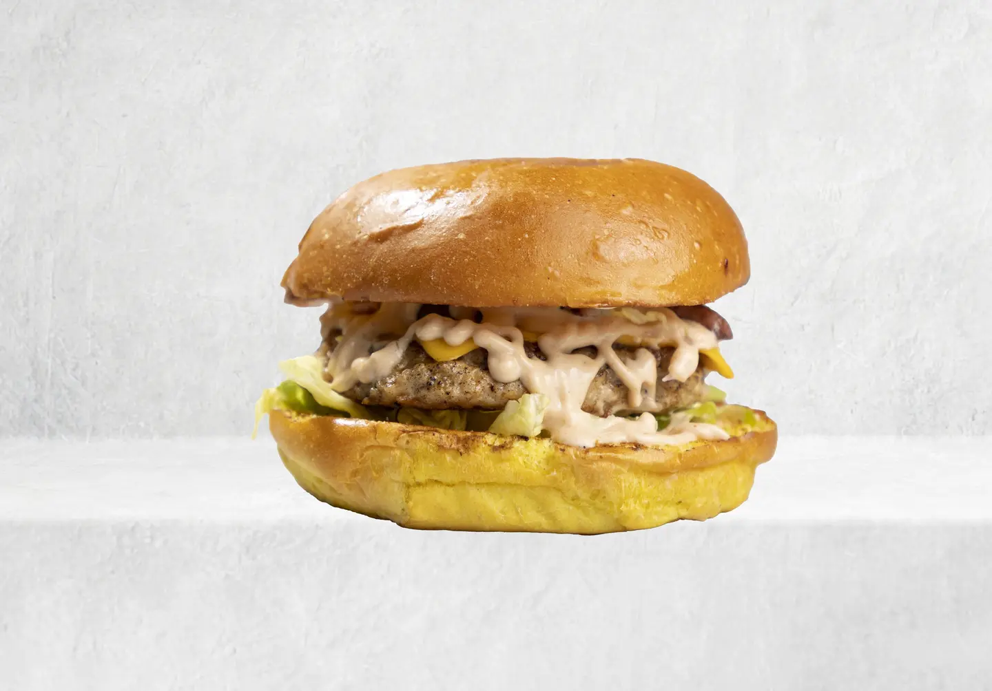 برجر جهير دجاج سبايسي - وجبة