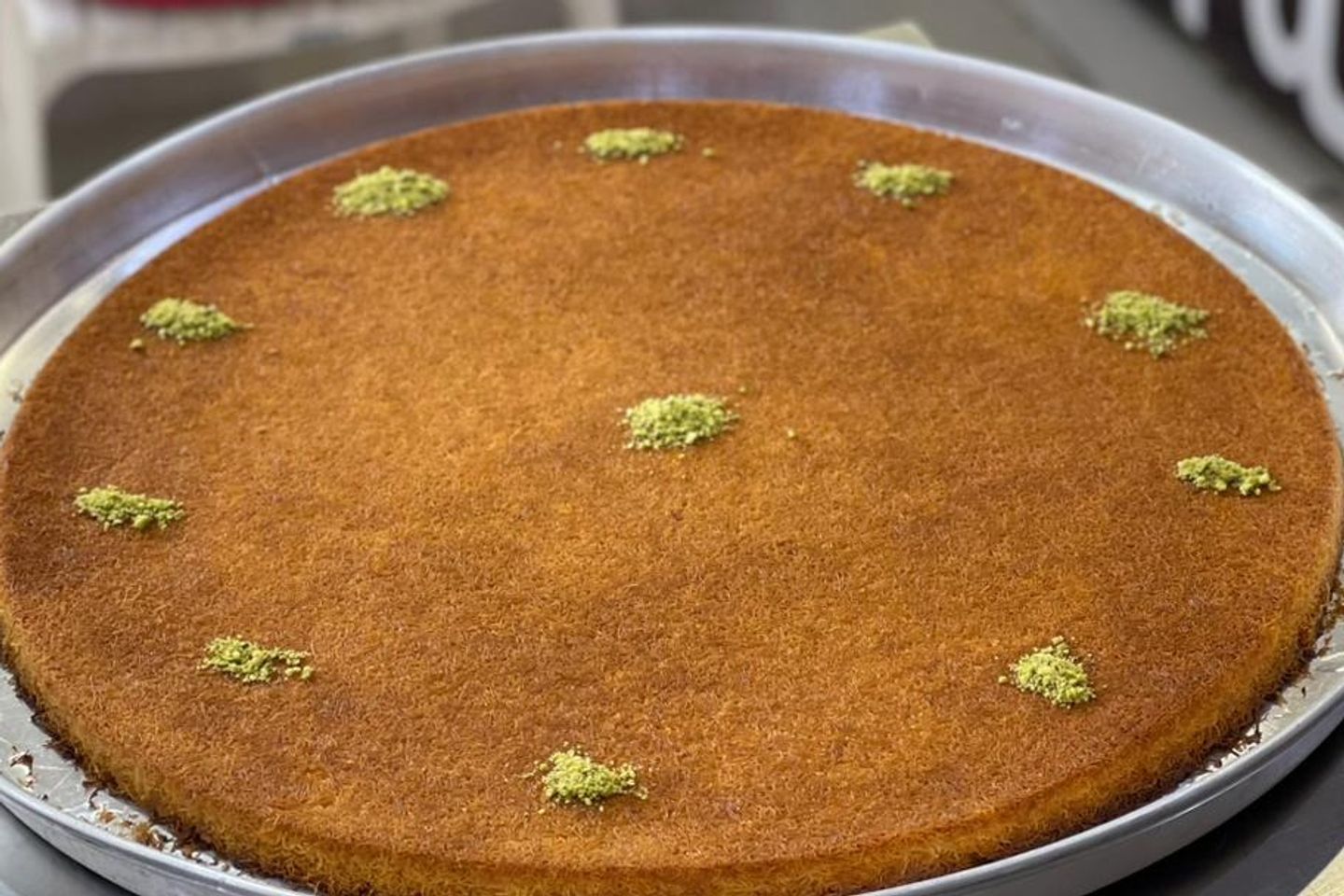 Knafeh Set El Kel - Medium 20