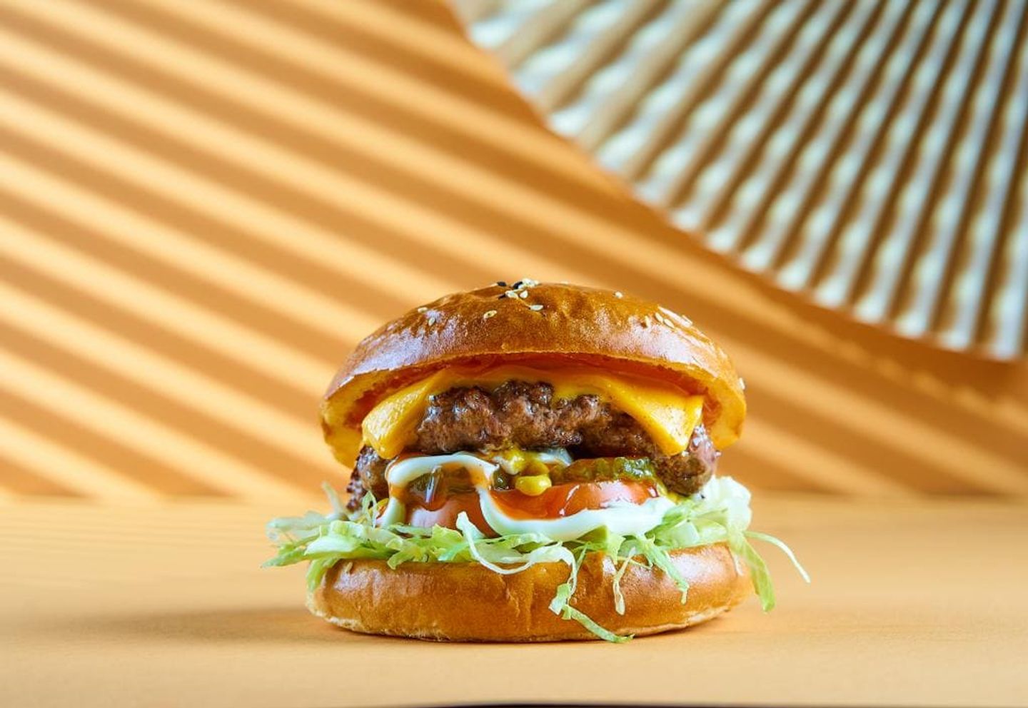 Classic Beef Burger - Sandwich