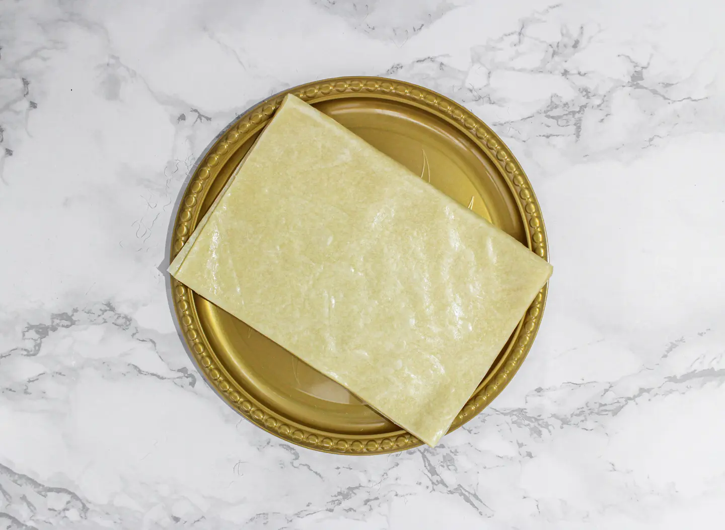 Luxurious White Mutabbak Rgag - 500 Grams