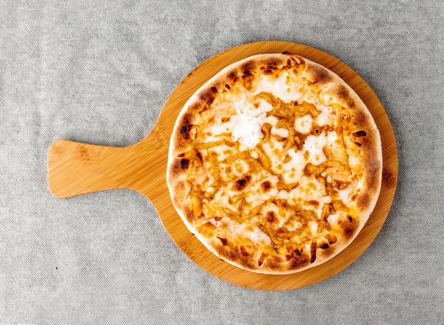 Pizza With Italian Cream - Small