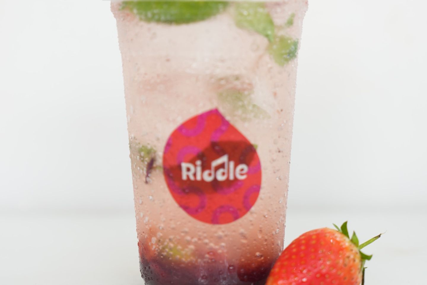 Strawberry Mojito - Medium