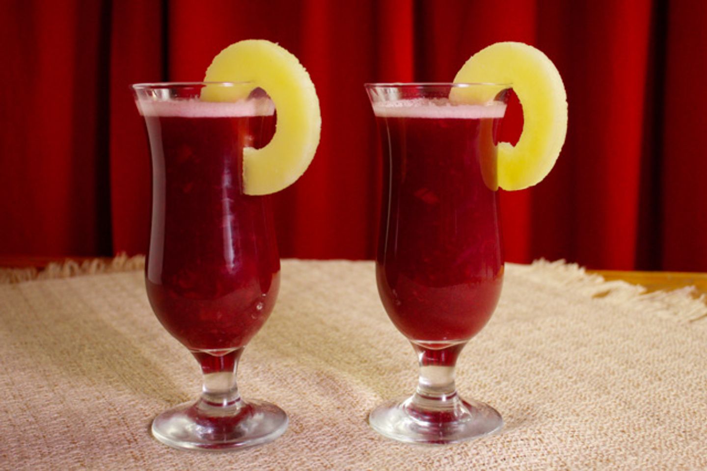 Pineapple With Pomegranate - Medium