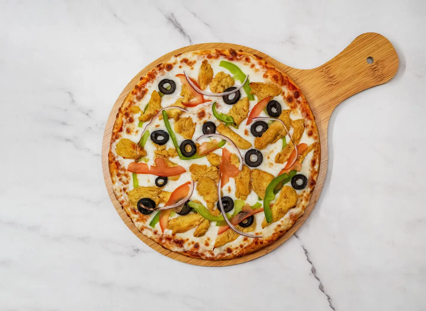 Chicken Pizza - Medium