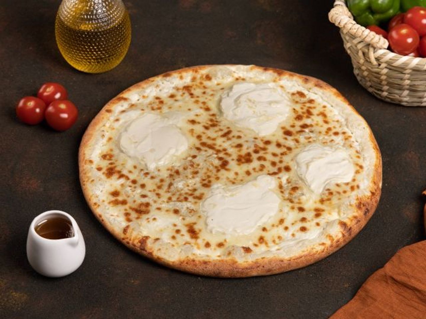 بيتزا عش البلبل - وسط