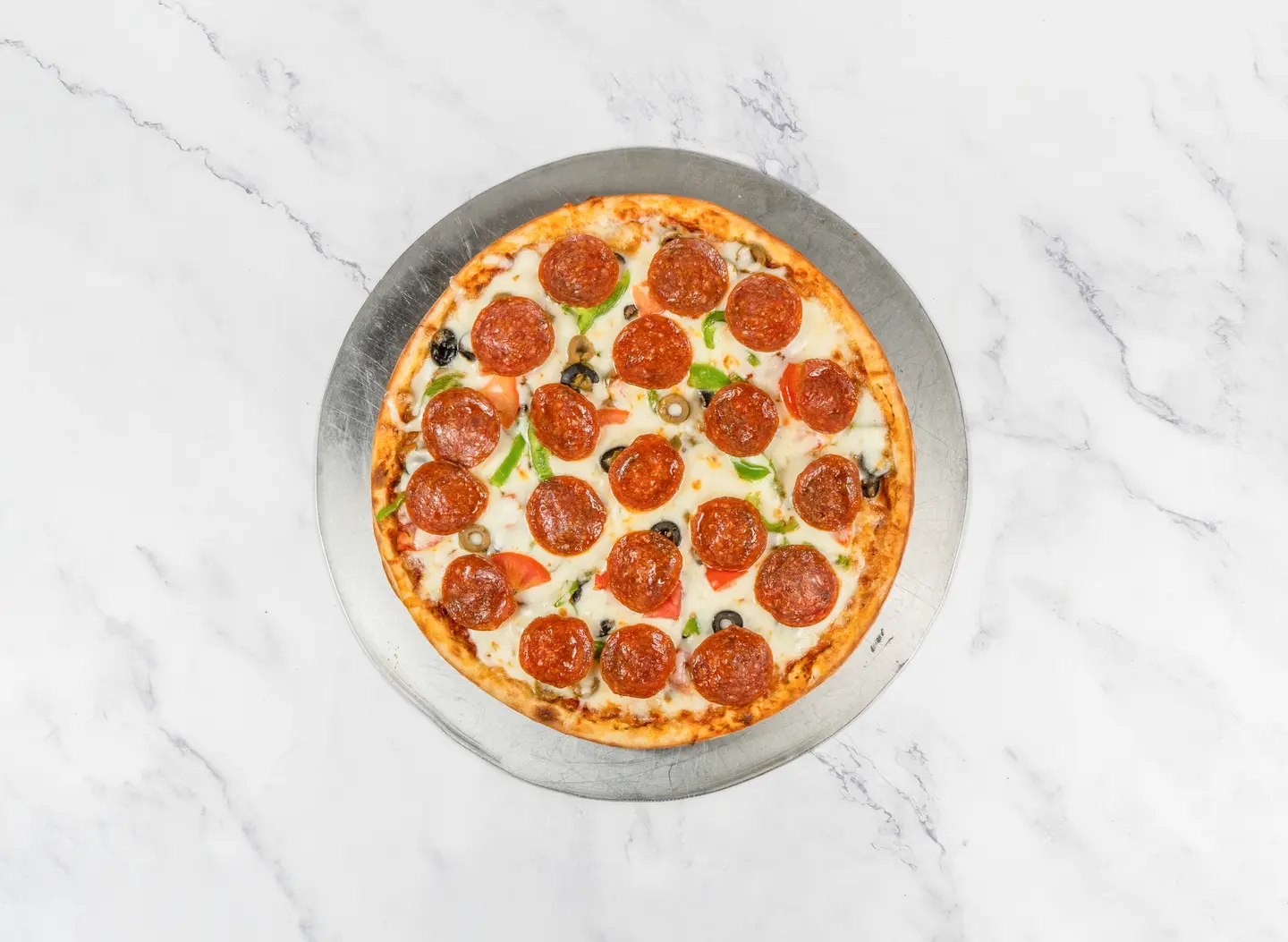 بيتزا بيبروني - صغير