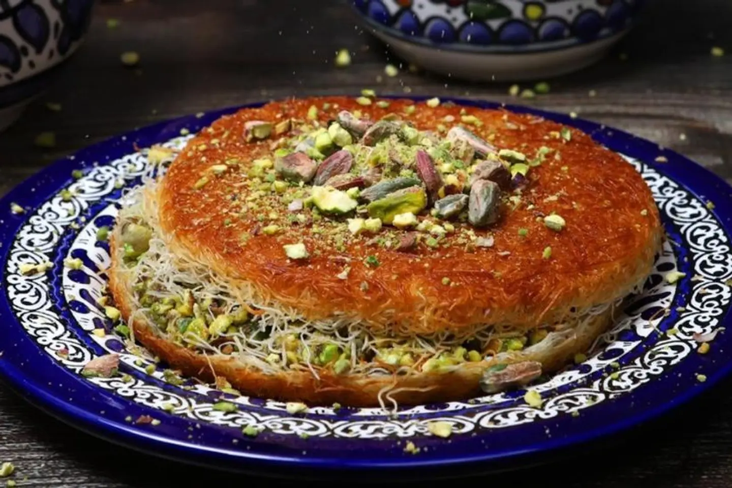 كنافة بالمكسرات بصمة  - صغير