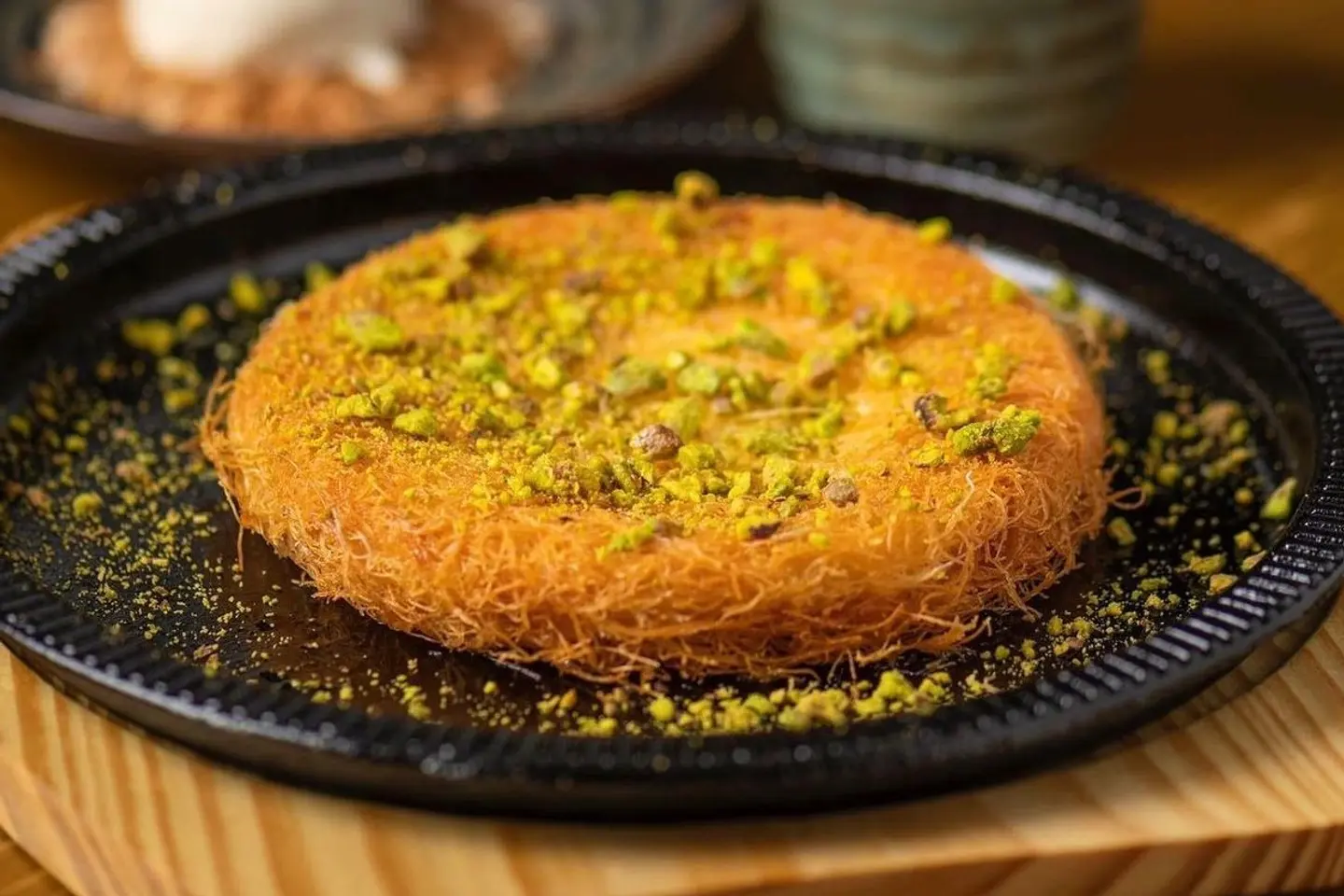 كنافة بين نارين بالجبنة  - صغير