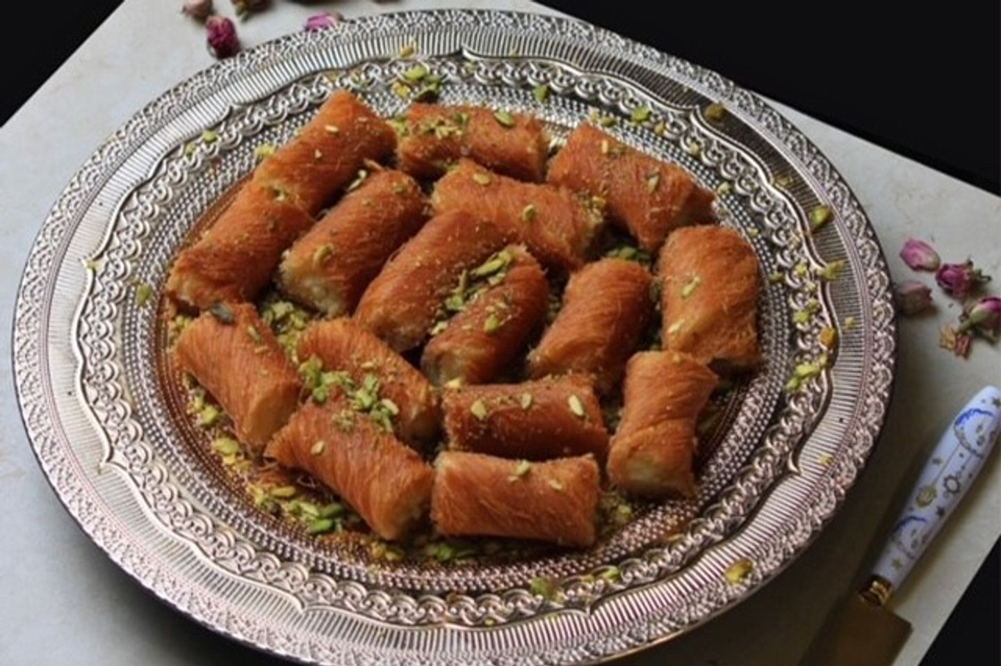 كنافة مبرومة بالقشطة  - صغير