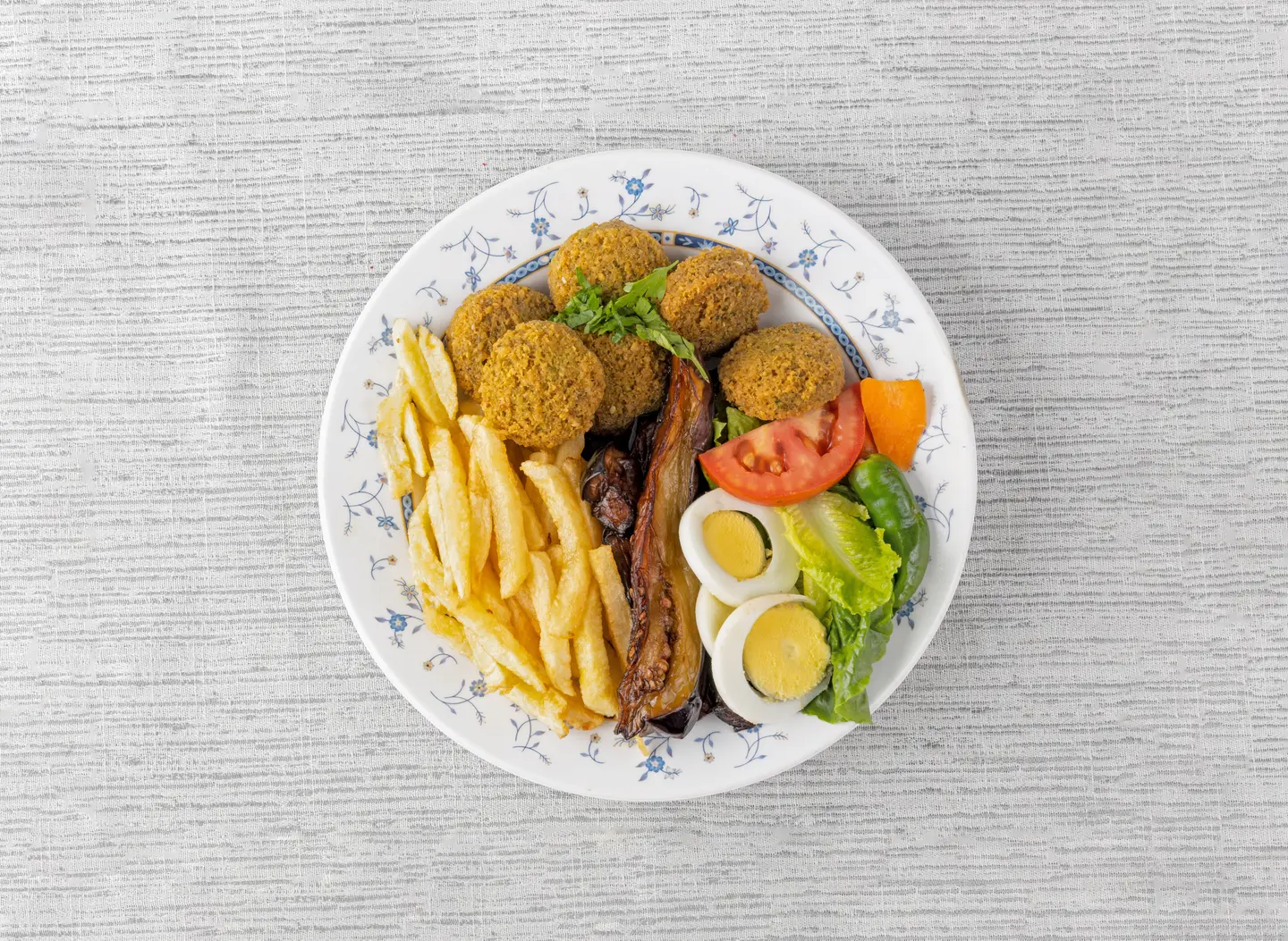 طبق مشكل - وسط