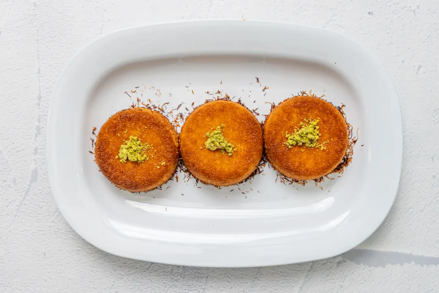 Mini Kunafa With Sauces - 6 Pieces