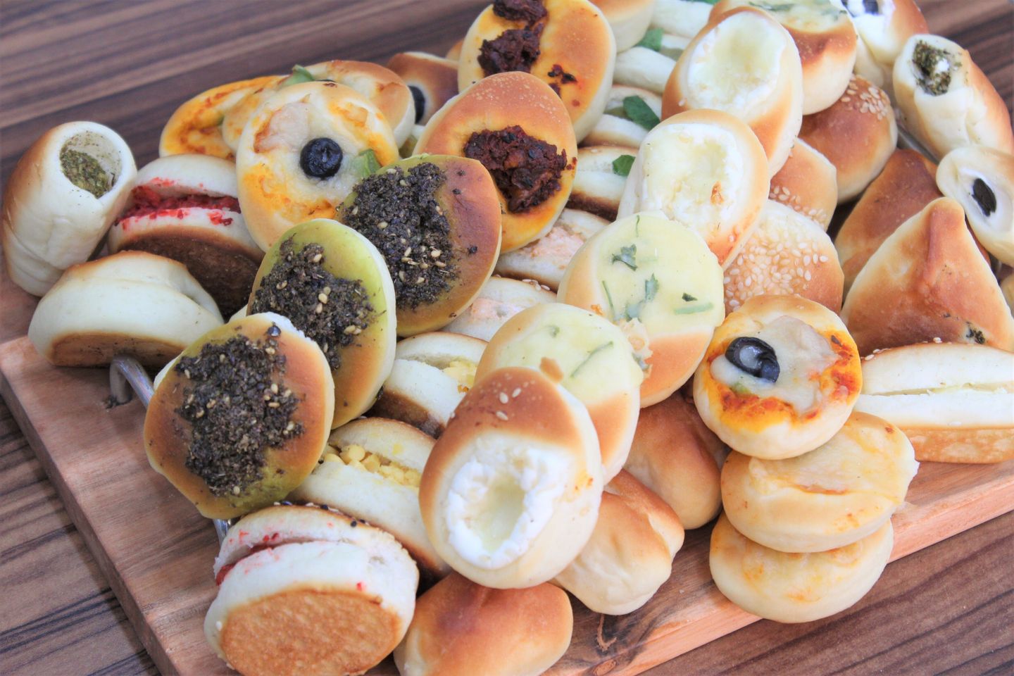 Mini Pastry Mix Assorted And Fresh Stuffs - A Quarter Of A Kilo