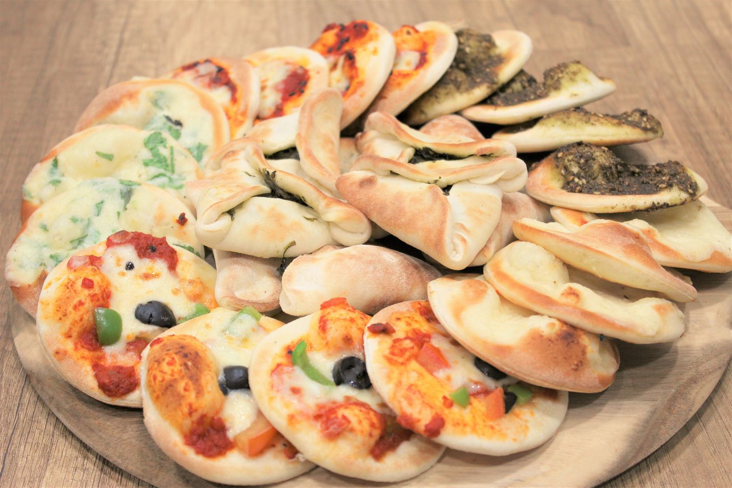 Mix Mini Tanoor Pastry - A Quarter Of A Kilo