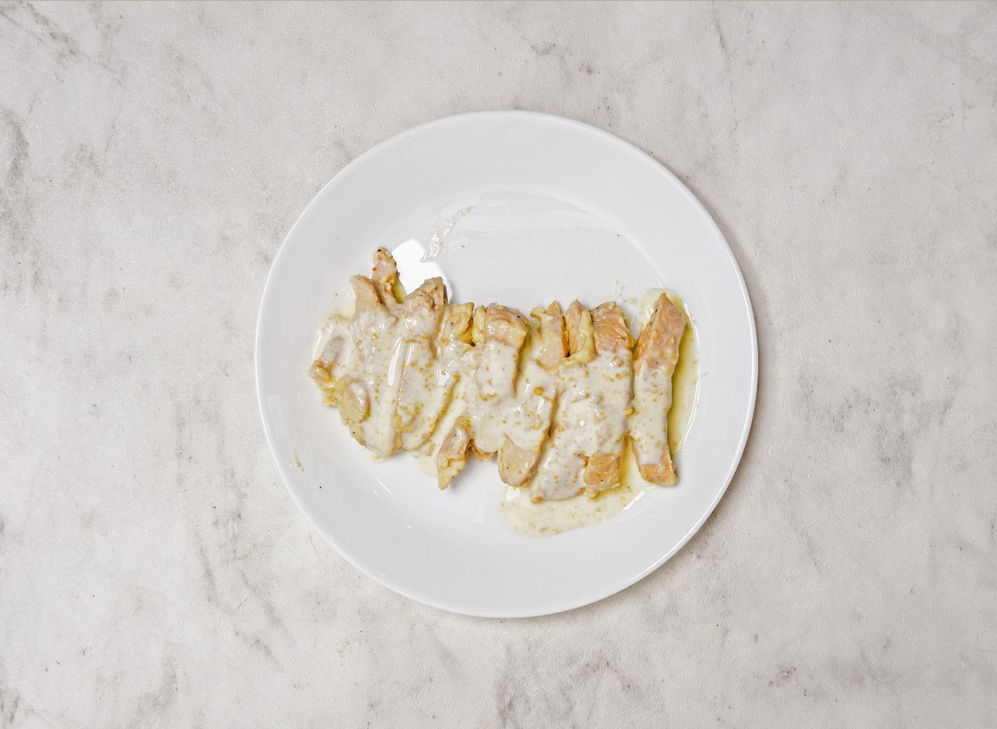Chicken In White Sauce - 100 Grams