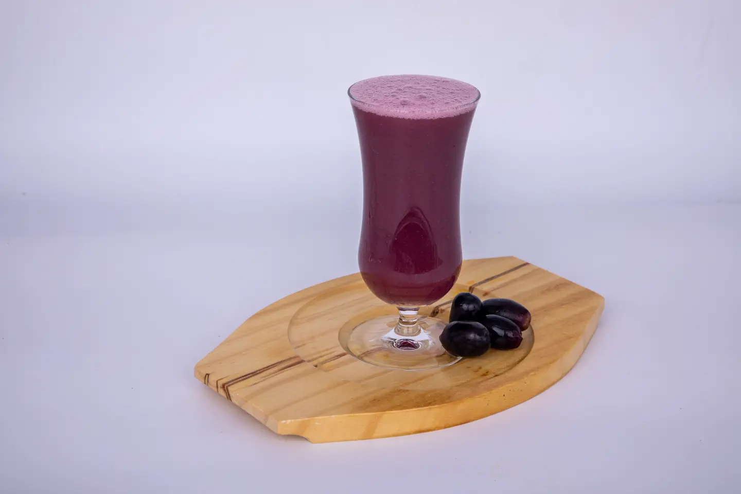 عصير عنب - كوب وسط
