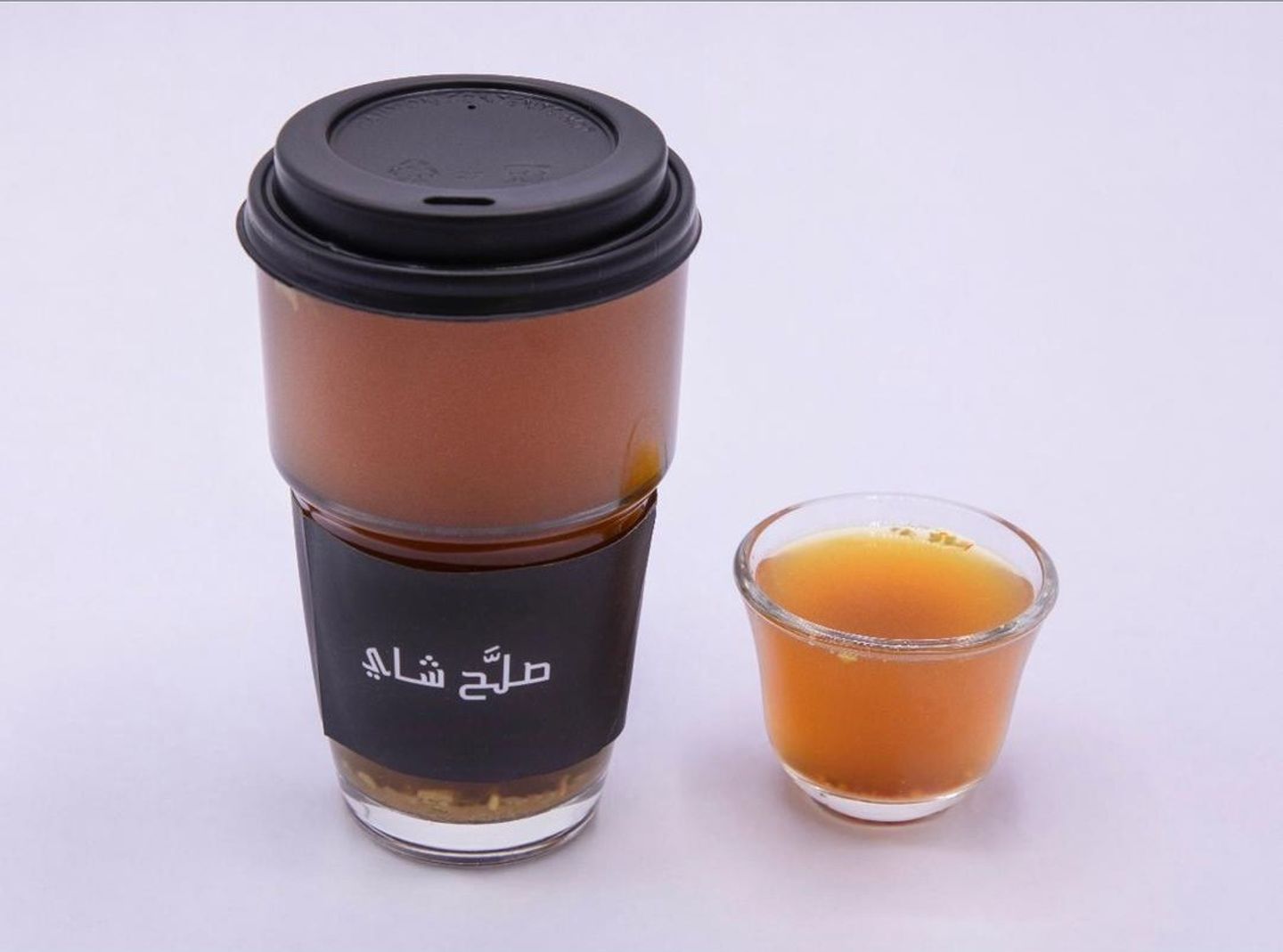 قهوة سعودي  - وسط