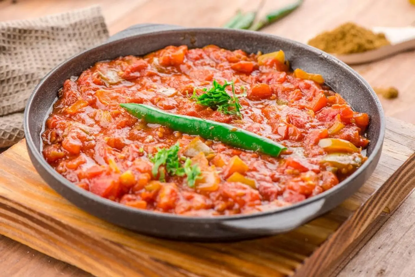 قلاية بندورة -  سادة