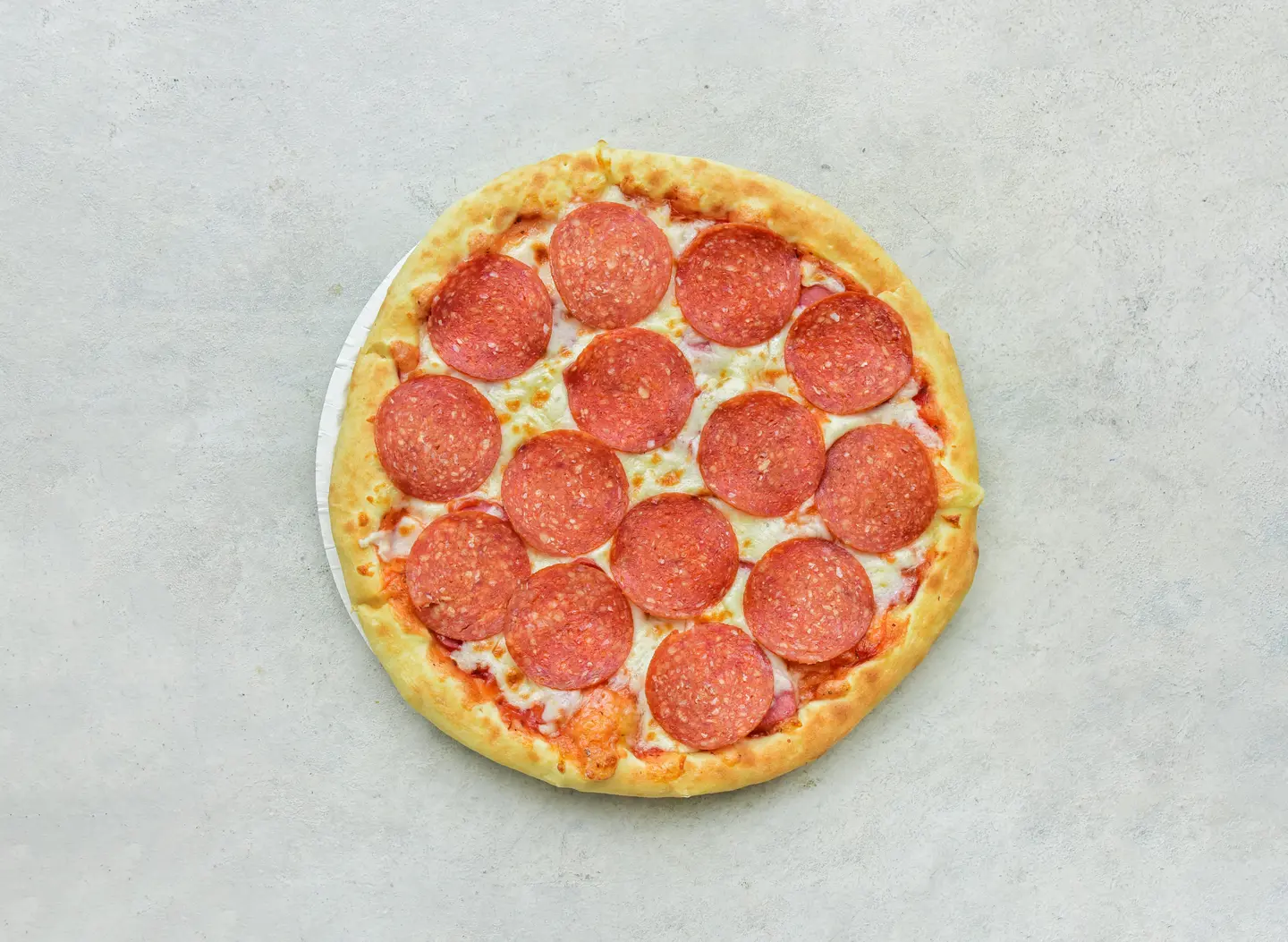 بيتزا بيبروني - صغير